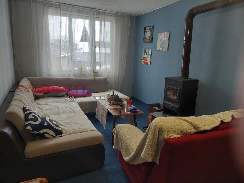 Продава КЪЩА, с. Блатница, област Пазарджик, снимка 2 - Къщи - 53414285