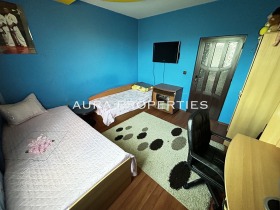 2 slaapkamers Orel, Razgrad 11