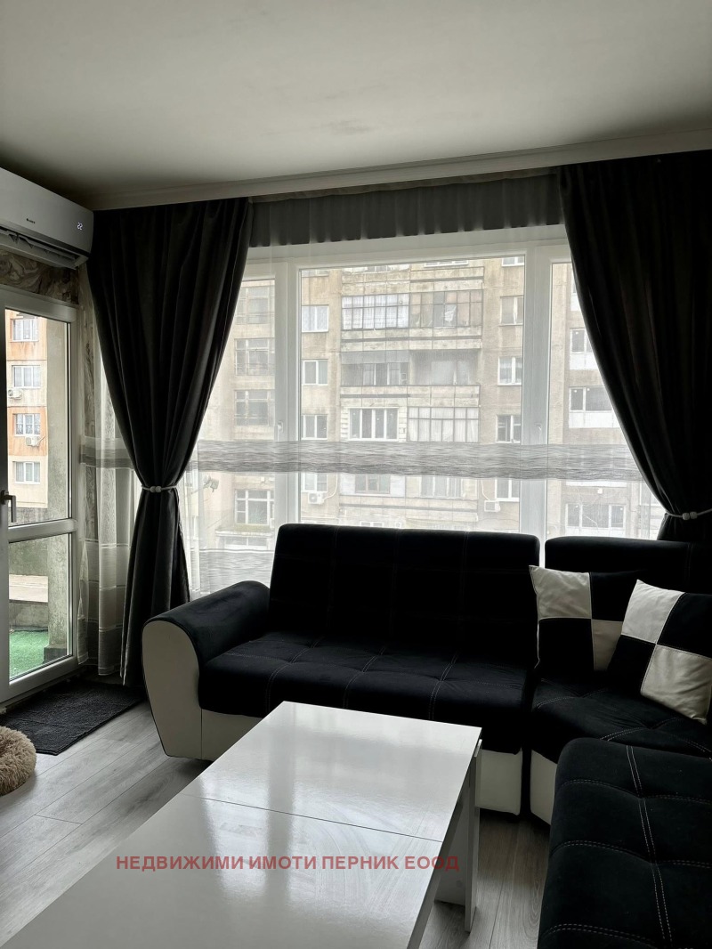 Продава 3-СТАЕН, гр. Радомир, област Перник, снимка 3 - Апартаменти - 53375733