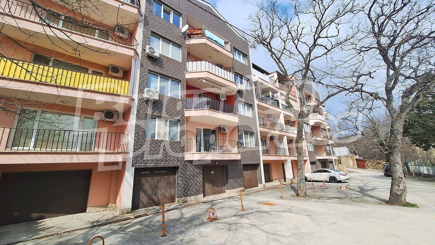 Продава  2-стаен град Варна , к.к. Златни пясъци , 63 кв.м | 37474943