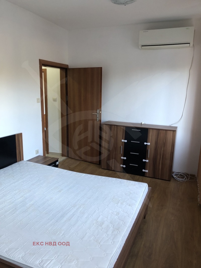 De vânzare  2 dormitoare Plovdiv , Iujen , 86 mp | 81994656