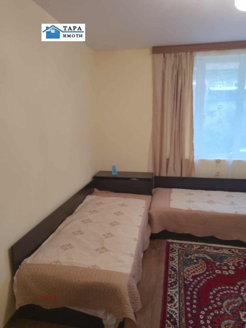 Продава ЕТАЖ ОТ КЪЩА, гр. Монтана, Идеален център, снимка 4 - Етаж от къща - 52638345