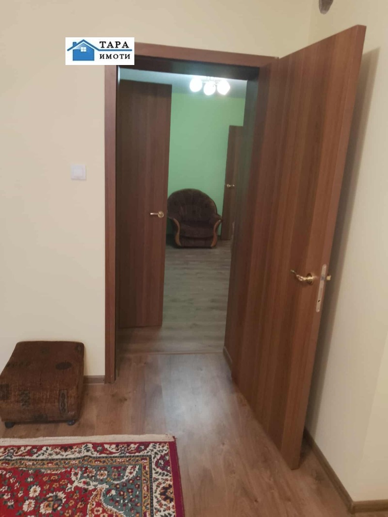 Продава ЕТАЖ ОТ КЪЩА, гр. Монтана, Идеален център, снимка 10 - Етаж от къща - 52638345