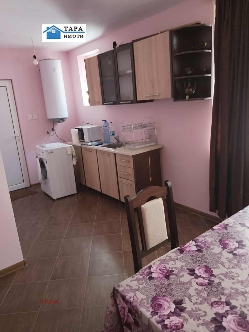 Продава ЕТАЖ ОТ КЪЩА, гр. Монтана, Идеален център, снимка 11 - Етаж от къща - 52638345