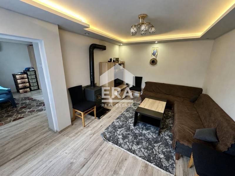 Продава КЪЩА, с. Стефаново, област Добрич, снимка 2 - Къщи - 55084819