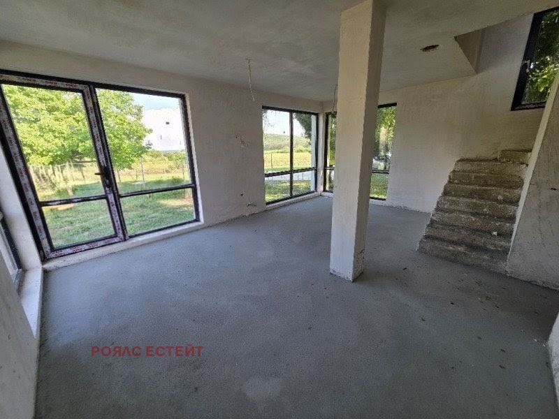Продава КЪЩА, с. Богомилово, област Стара Загора, снимка 10 - Къщи - 55353045