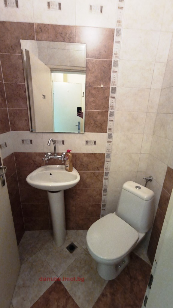 Продава МАГАЗИН, гр. Русе, Център, снимка 3 - Магазини - 53673810