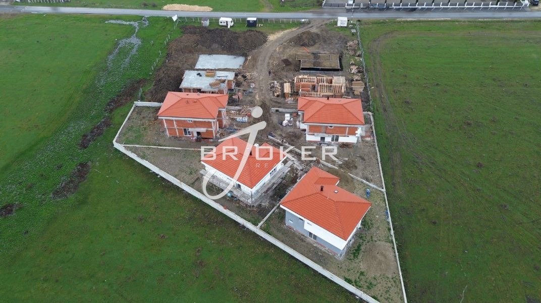 Продава КЪЩА, гр. Кърджали, Веселчане, снимка 6 - Къщи - 53998219