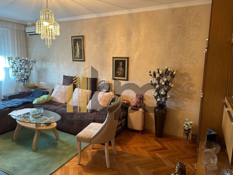Продава  2-стаен град София , Стрелбище , 60 кв.м | 25076414