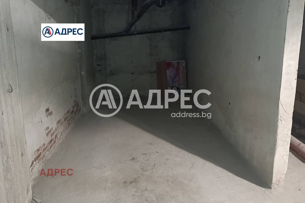 Продава ГАРАЖ, ПАРКОМЯСТО, гр. Варна, Център, снимка 3 - Гаражи и паркоместа - 53765910