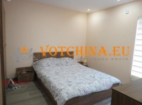 Hus Dropla, region Dobrich 11