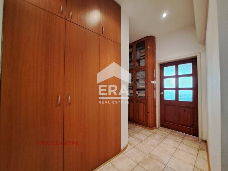 Продава  3-стаен град Бургас , Център , 105 кв.м | 88325342 - изображение [3]