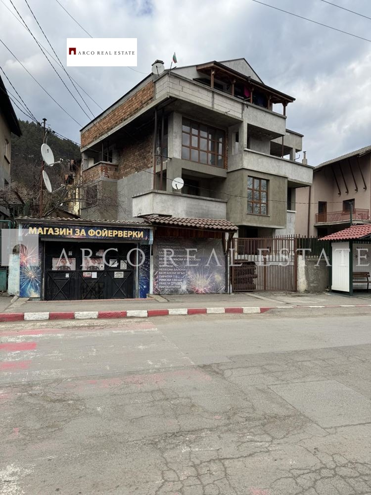 Продава 4-СТАЕН, гр. Своге, област София област, снимка 3 - Апартаменти - 53077676