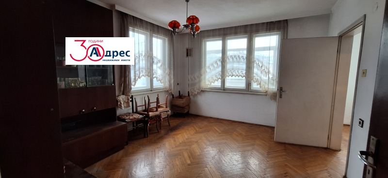 Продава 4-СТАЕН, гр. Елена, област Велико Търново, снимка 5 - Апартаменти - 53197810