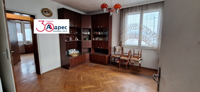 Продава 4-СТАЕН, гр. Елена, област Велико Търново, снимка 6 - Апартаменти - 53197810