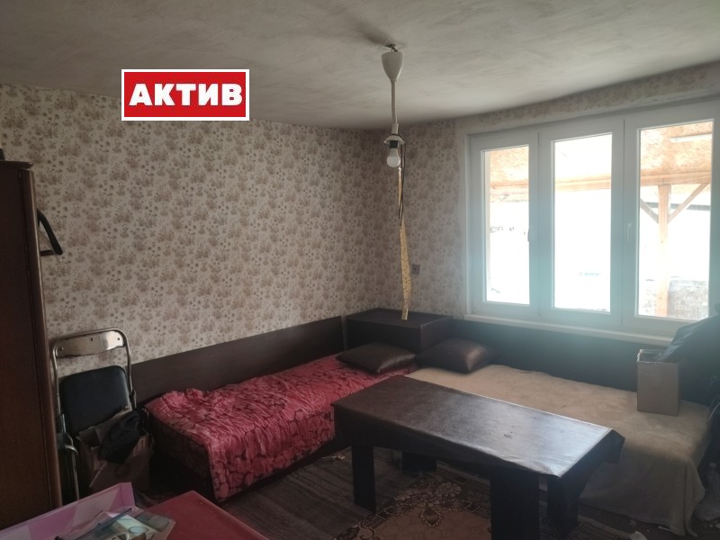 Продава КЪЩА, гр. Търговище, Боровец, снимка 9 - Къщи - 49512203