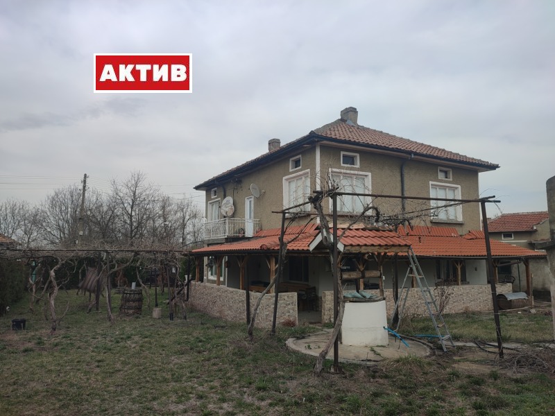 Продава  Къща град Търговище , Боровец , 200 кв.м | 71762594 - изображение [2]