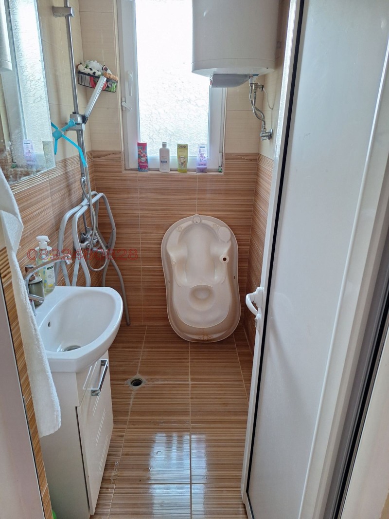 Till salu  Hus region Sofia , Slivnica , 67 kvm | 74776476 - bild [11]