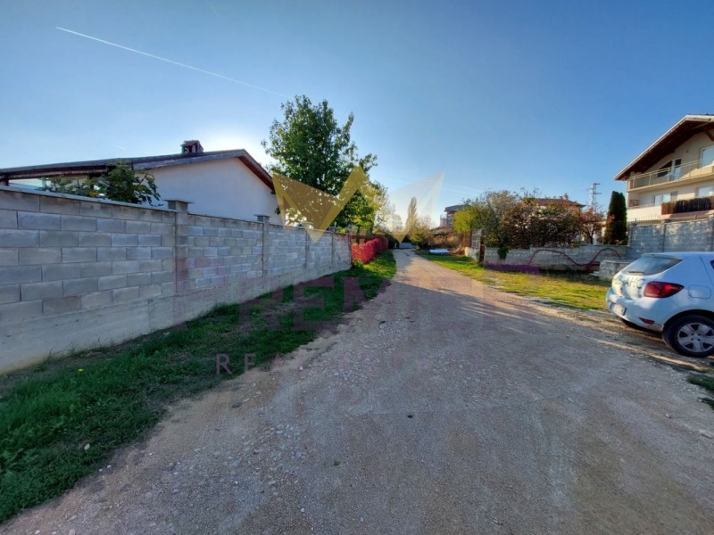 Продава КЪЩА, гр. Варна, м-т Прибой, снимка 13 - Къщи - 53120007