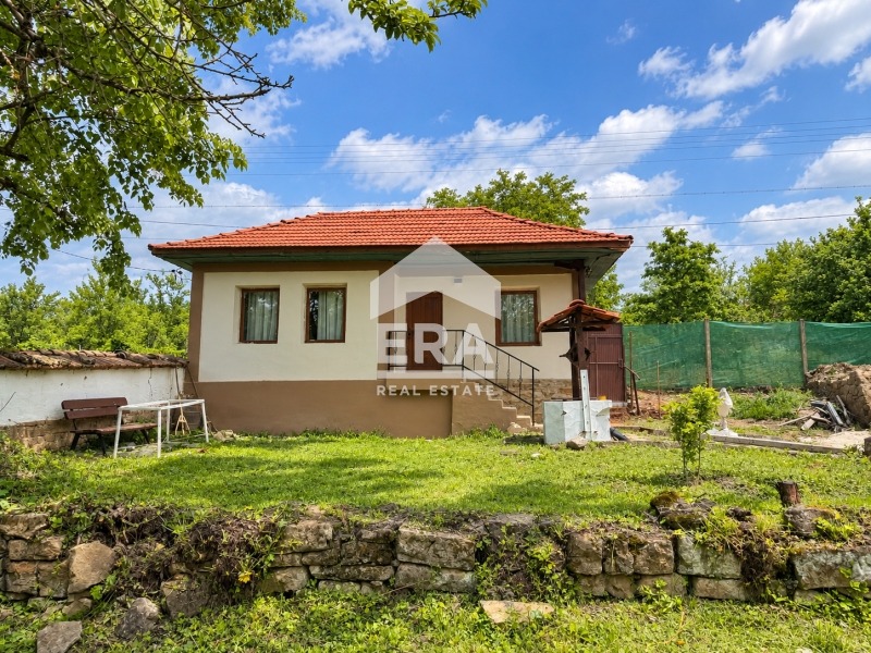 Продава КЪЩА, с. Гърдевци, област Велико Търново