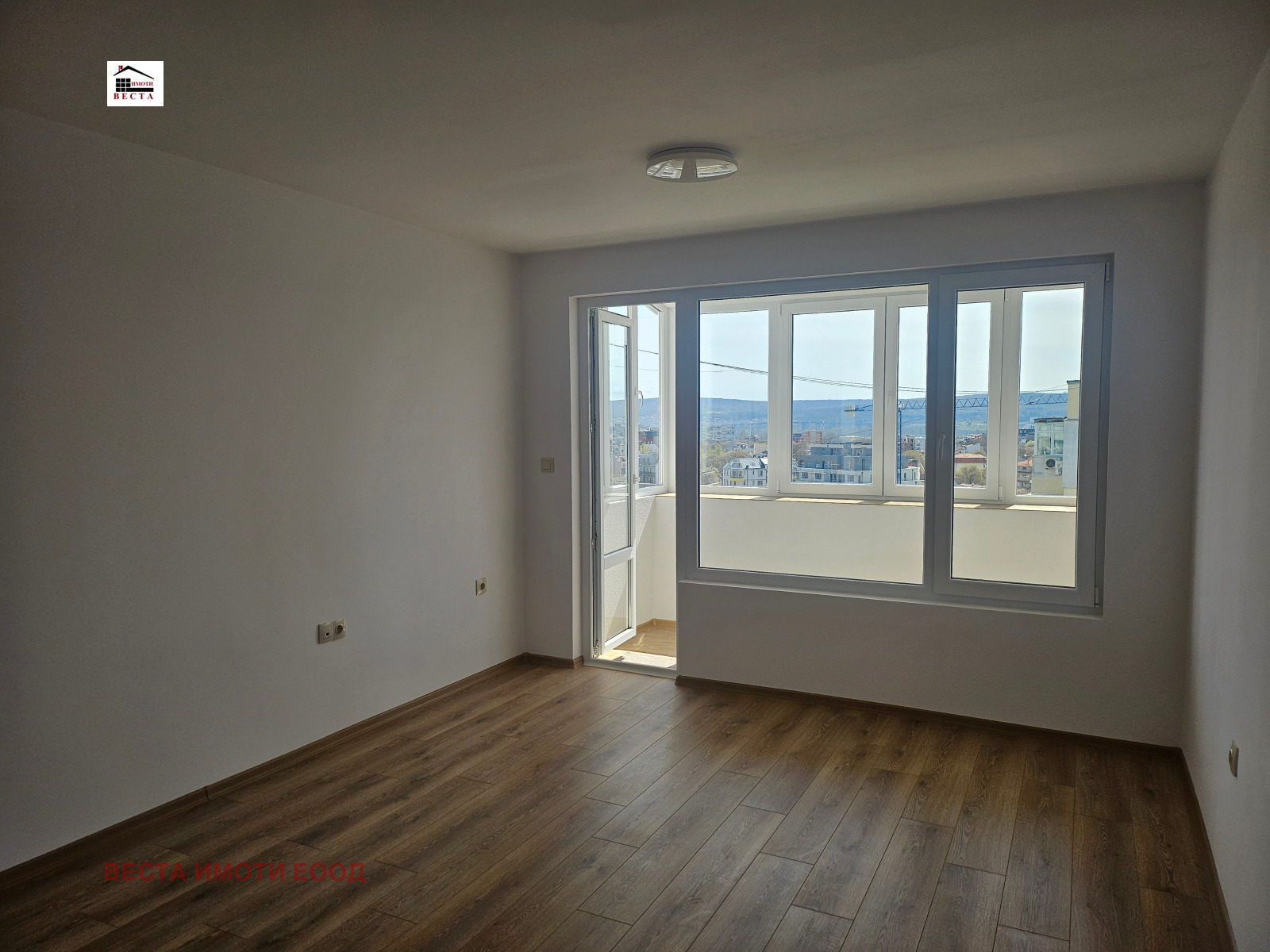 Продава 2-СТАЕН, гр. Варна, Автогара, снимка 2 - Апартаменти - 54393983