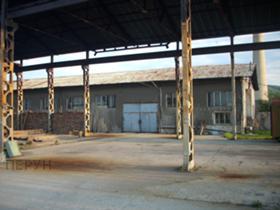 Продажба на промишлени помещения в град Перник - изображение 12 