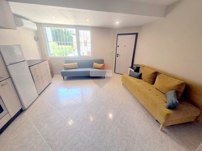 Продава 1-СТАЕН, гр. Варна, Бриз, снимка 5 - Апартаменти - 55055327