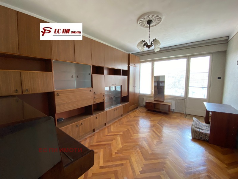 In vendita  1 camera da letto Ruse , Zdravets , 60 mq | 39580058