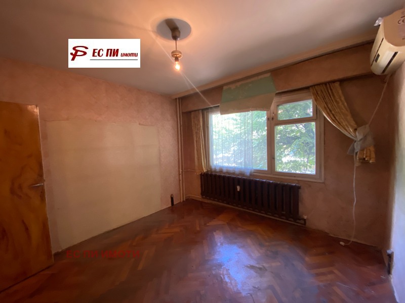 À venda  2 quartos Ruse , Vazrajdane , 80 m² | 86646390 - imagem [4]