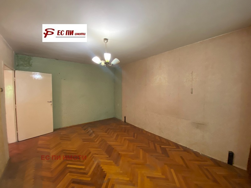 À venda  2 quartos Ruse , Vazrajdane , 80 m² | 86646390 - imagem [2]