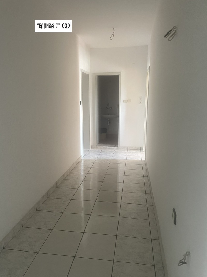 Продава  3-стаен град Плевен , Дружба 2 , 87 кв.м | 63203462 - изображение [9]
