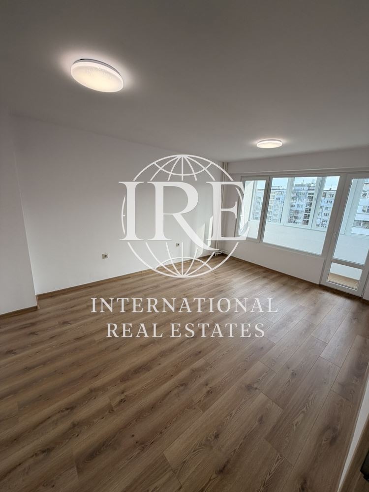 Продава 3-СТАЕН, гр. Варна, Младост 1, снимка 4 - Апартаменти - 53732931