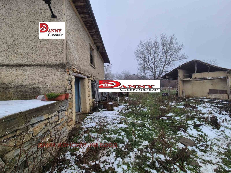 Продава КЪЩА, с. Балканци, област Велико Търново, снимка 4 - Къщи - 53234006