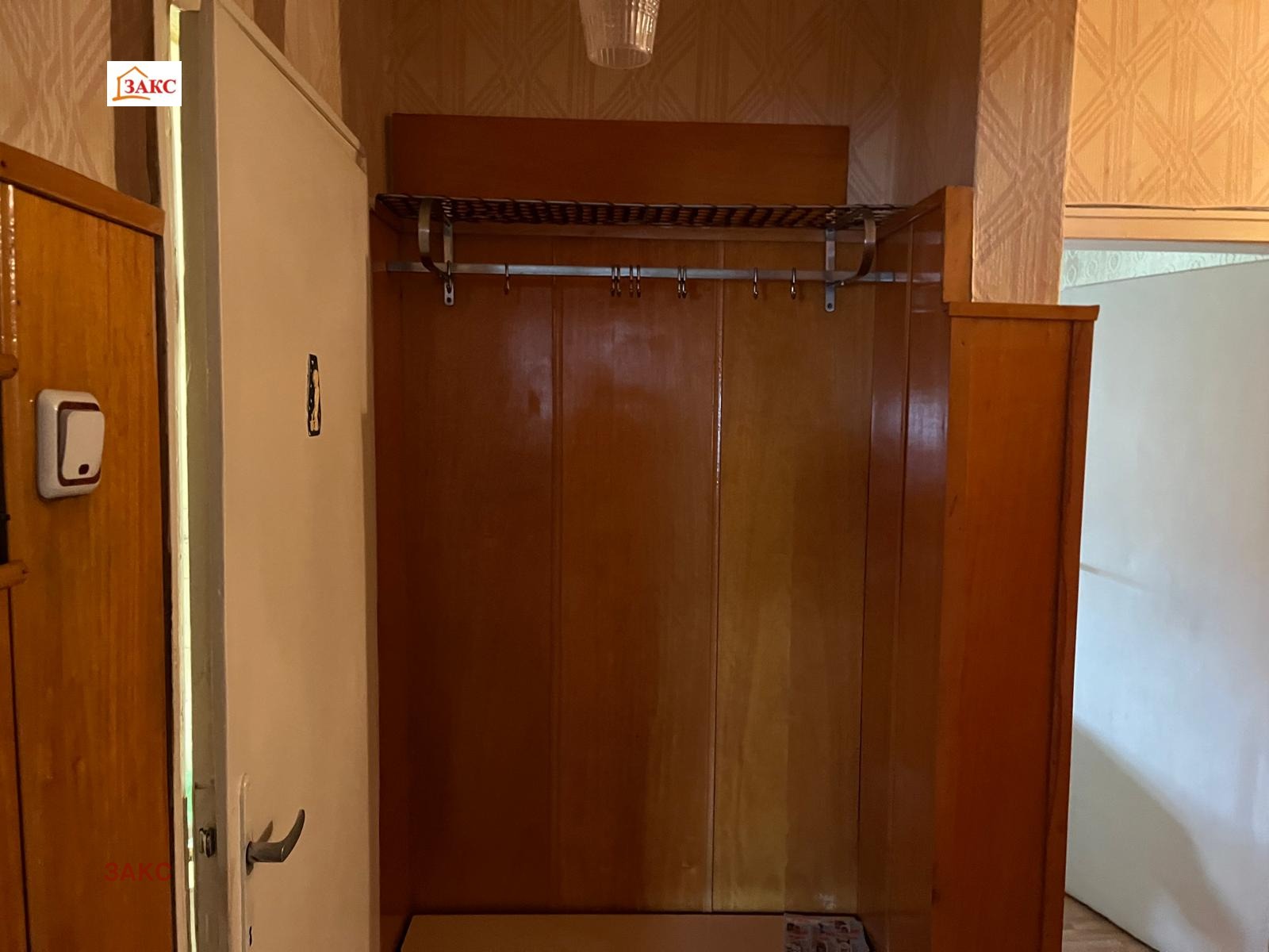 Продава 2-СТАЕН, гр. Кърджали, Център, снимка 3 - Апартаменти - 54216378