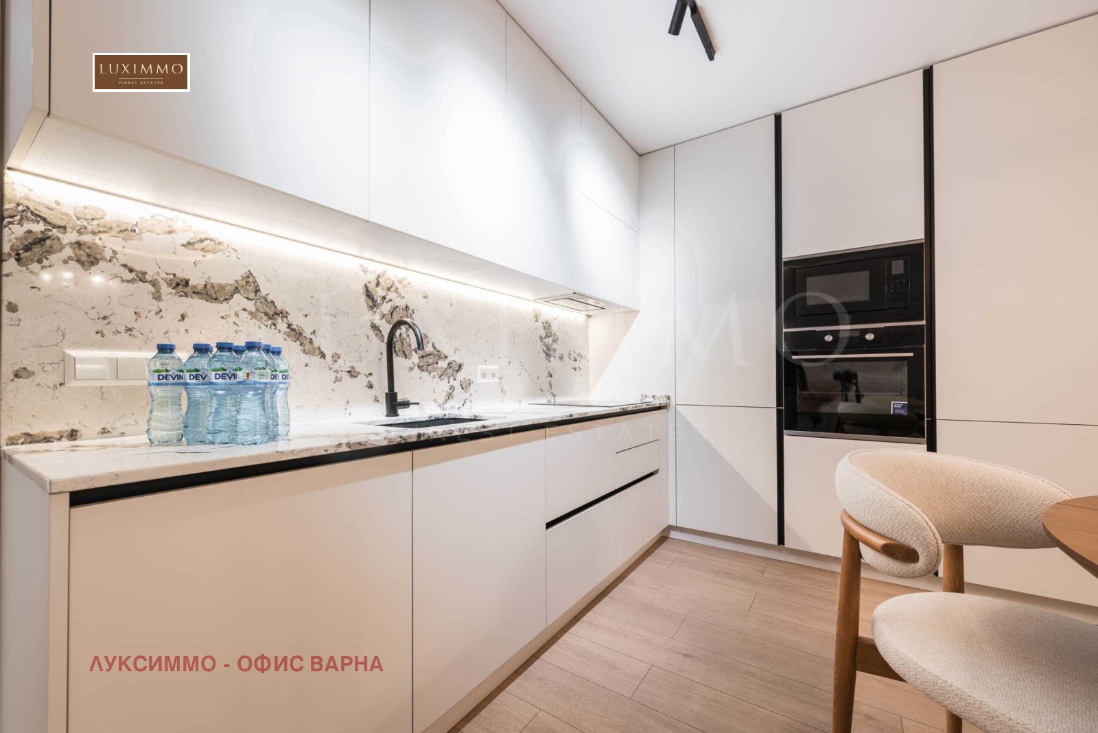 Продава 3-СТАЕН, гр. Варна, Център, снимка 8 - Апартаменти - 53949652