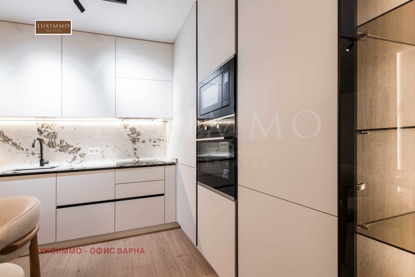 Продава 3-СТАЕН, гр. Варна, Център, снимка 9 - Апартаменти - 53949652