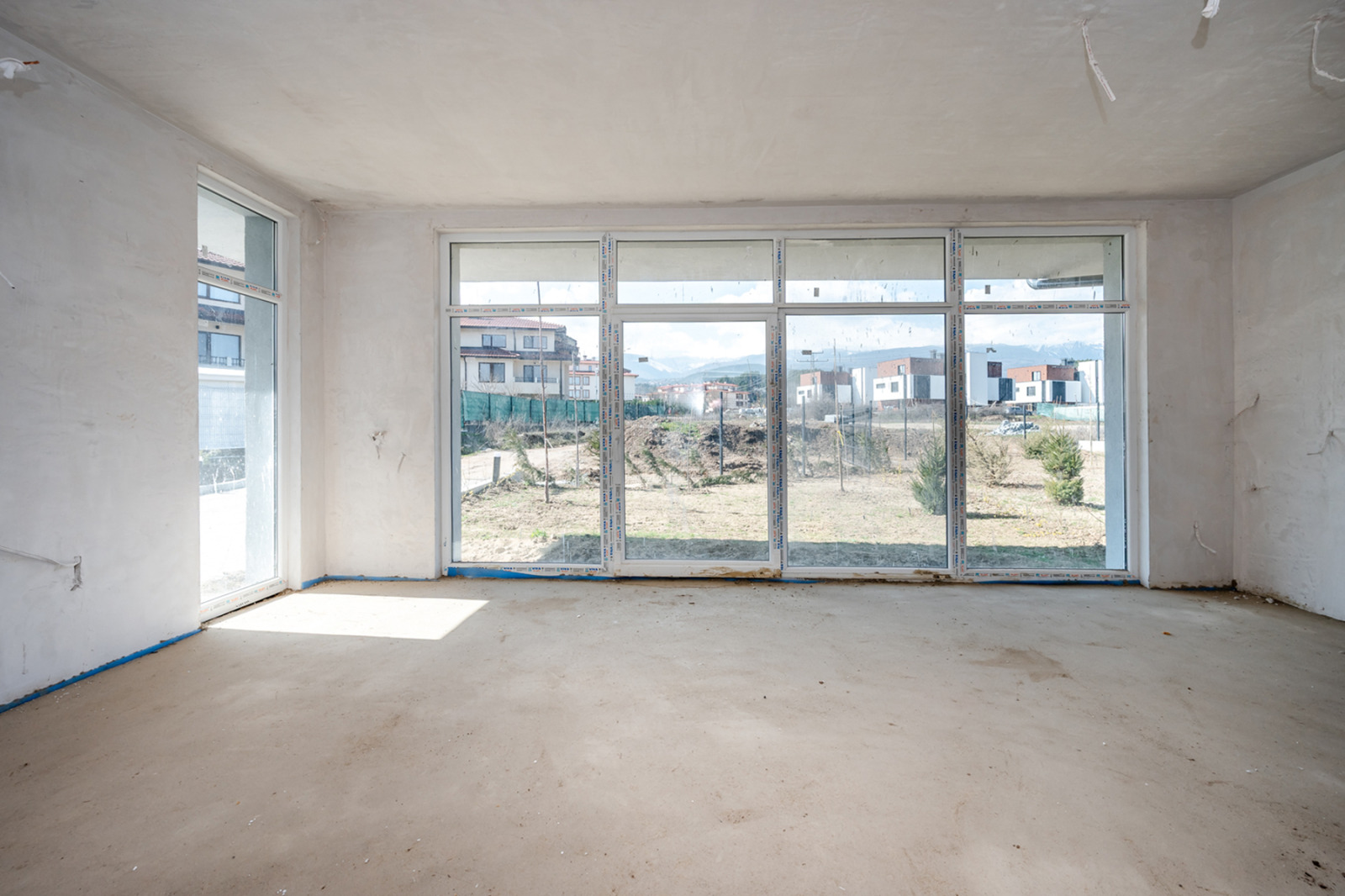 Продава КЪЩА, гр. София, м-т Детски град, снимка 3 - Къщи - 54204550