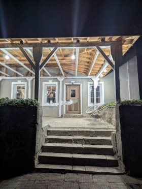 Hus Svesjen, region Plovdiv 1