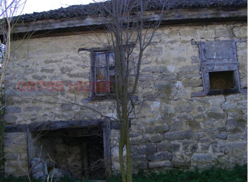 Продава КЪЩА, с. Сираково, област Враца