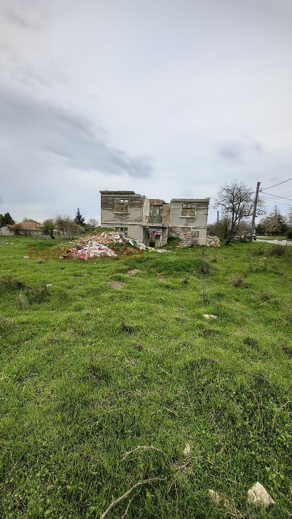 Продава КЪЩА, с. Аврен, област Варна, снимка 4 - Къщи - 55121962