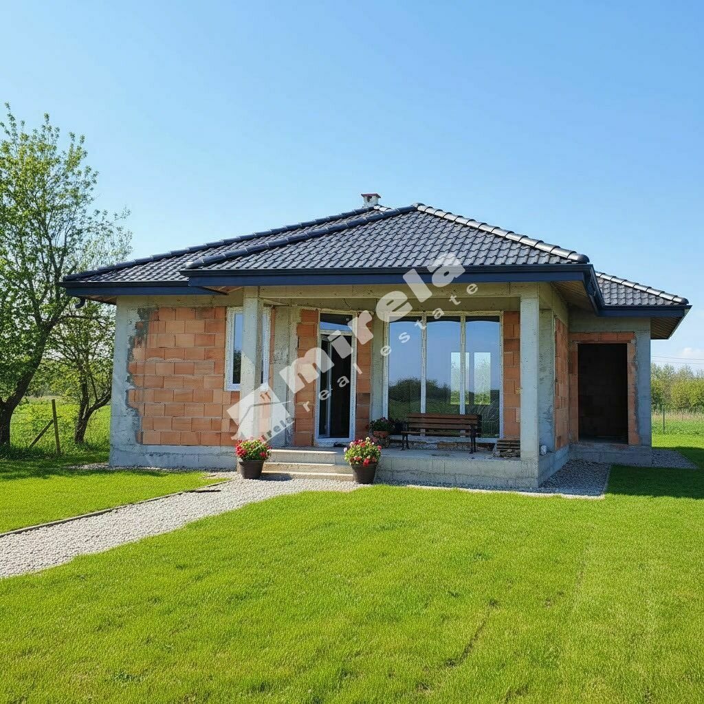 Продава КЪЩА, с. Тръстиково, област Бургас