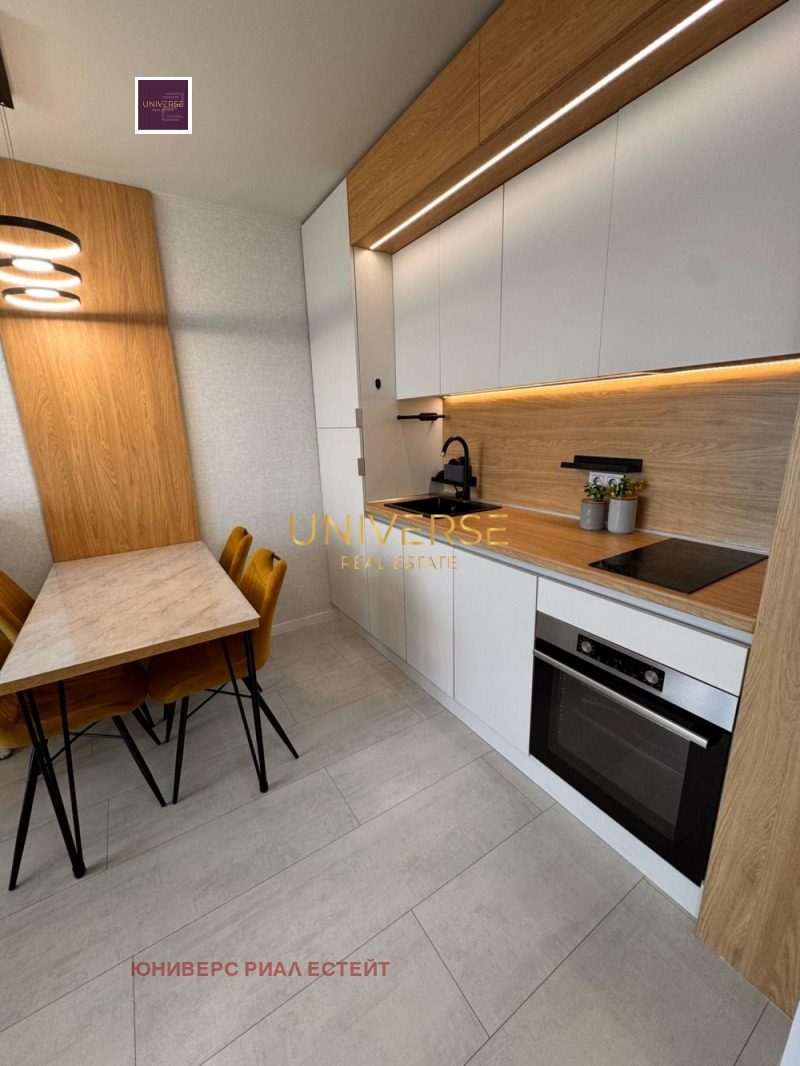 Продава 2-СТАЕН в област Бургас, к.к. Слънчев бряг - 50 кв.м / 105 000 € » 205 362.15 лв., ЮНИВЕРС РИАЛ ЕСТЕЙТ