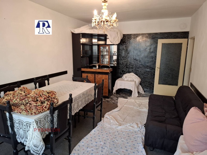 Продава  3-стаен град Плевен , Дружба 3 , 78 кв.м | 93116528