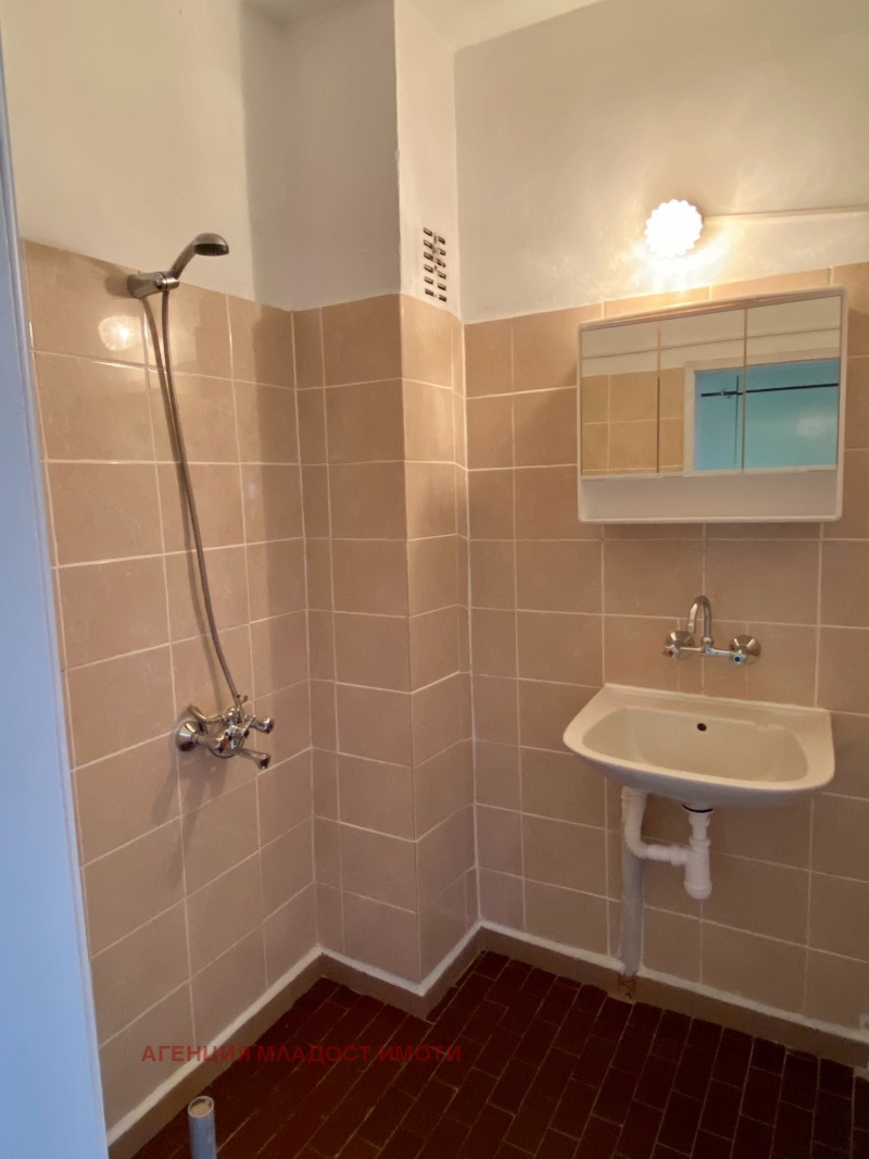 Продава 3-СТАЕН, гр. София, Толстой, снимка 7 - Апартаменти - 52633167