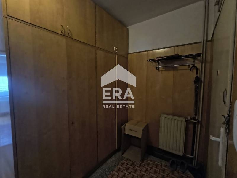 Продава 4-СТАЕН, гр. Велико Търново, Център, снимка 8 - Апартаменти - 52280270