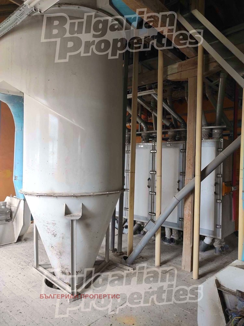 Продава ПРОМ. ПОМЕЩЕНИЕ, с. Златна нива, област Шумен, снимка 7 - Производствени сгради - 52171240