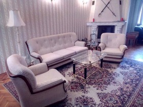 3+ Schlafzimmer Belite brezi, Sofia