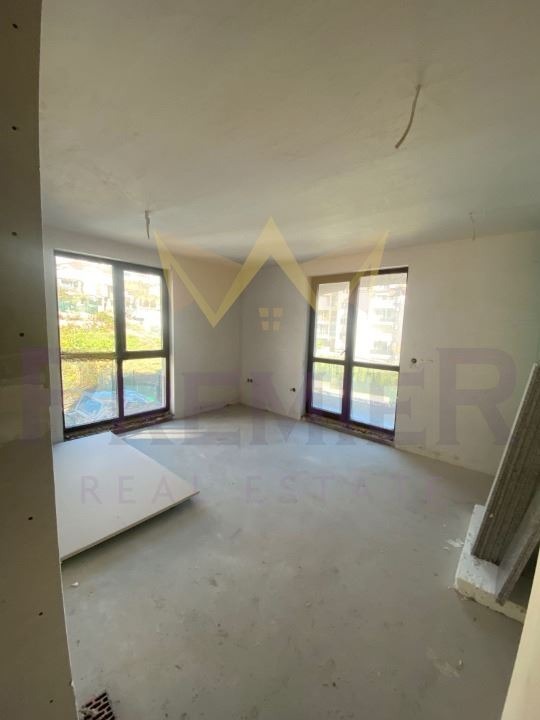 Продава 2-СТАЕН, гр. Варна, Бриз