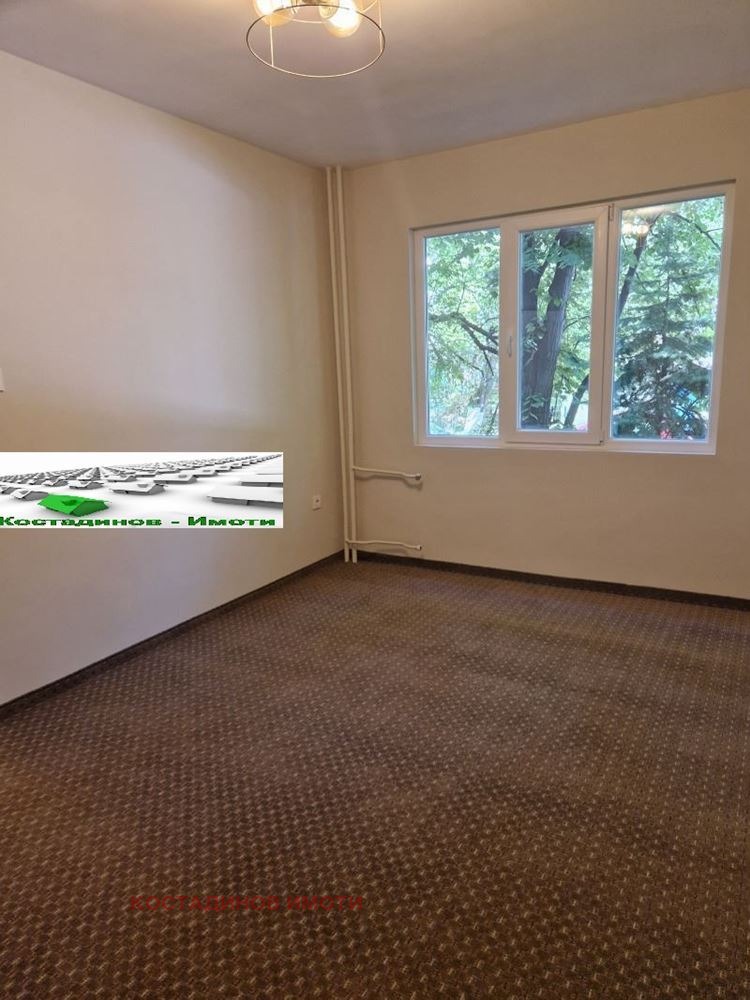 For Sale  2 bedroom Plovdiv , Marasha , 86 sq.m | 66090527 - image [2]