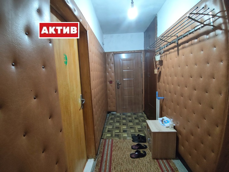 Продава 3-СТАЕН, гр. Търговище, Запад 1, снимка 8 - Апартаменти - 52740845